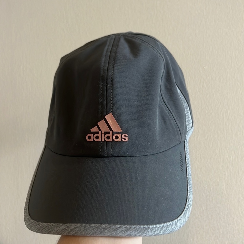 Adidas running hat